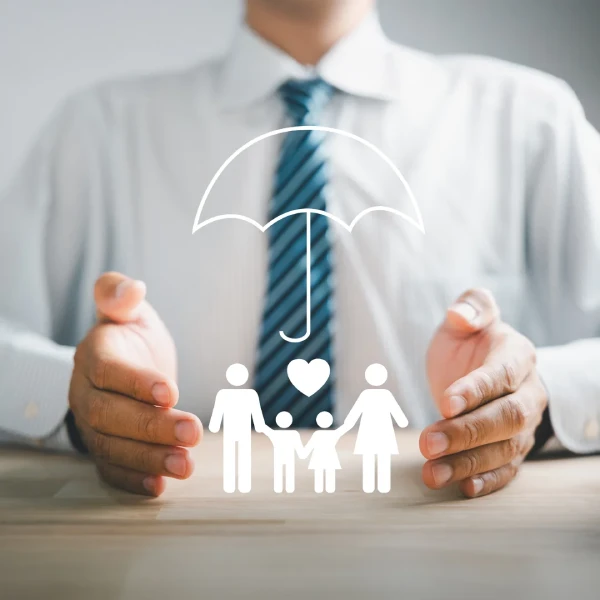 four people under life insurance umbrella